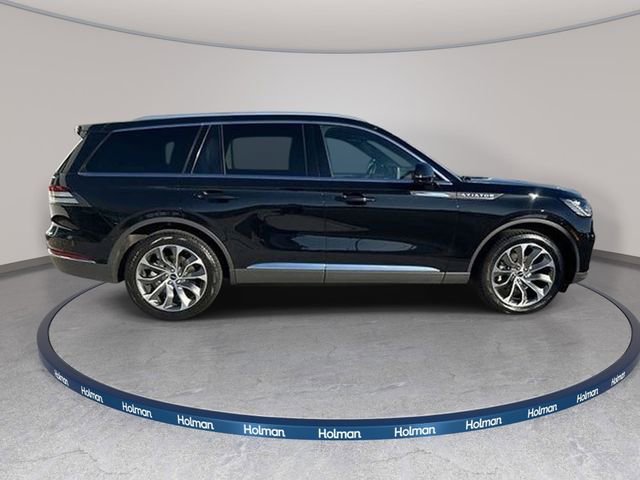 New 2026 Lincoln Aviator Reserve image 4