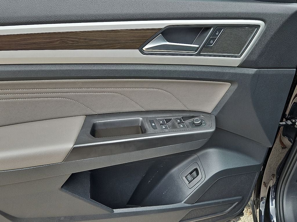 Used 2022 Volkswagen Atlas SE FWD image 21
