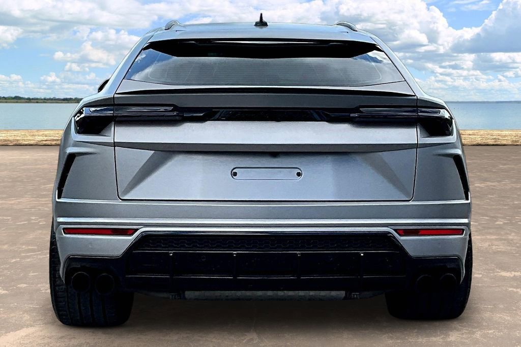 Used 2021 Lamborghini Urus AWD/4WD image 5