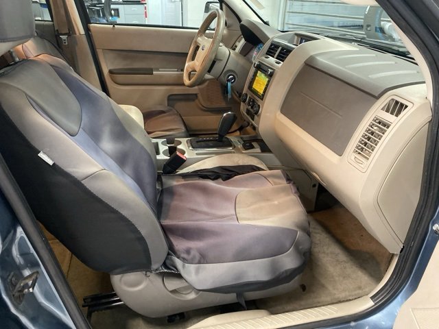 Used 2010 Ford Escape 4WD Hybrid image 31