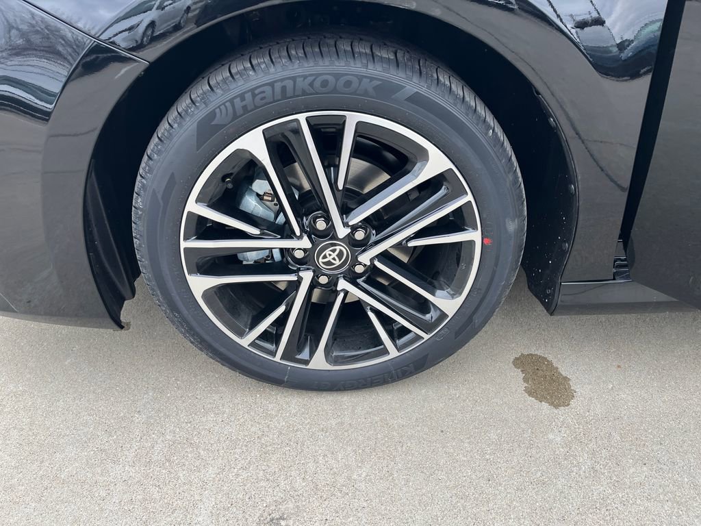 New 2026 Toyota Camry XLE image 27