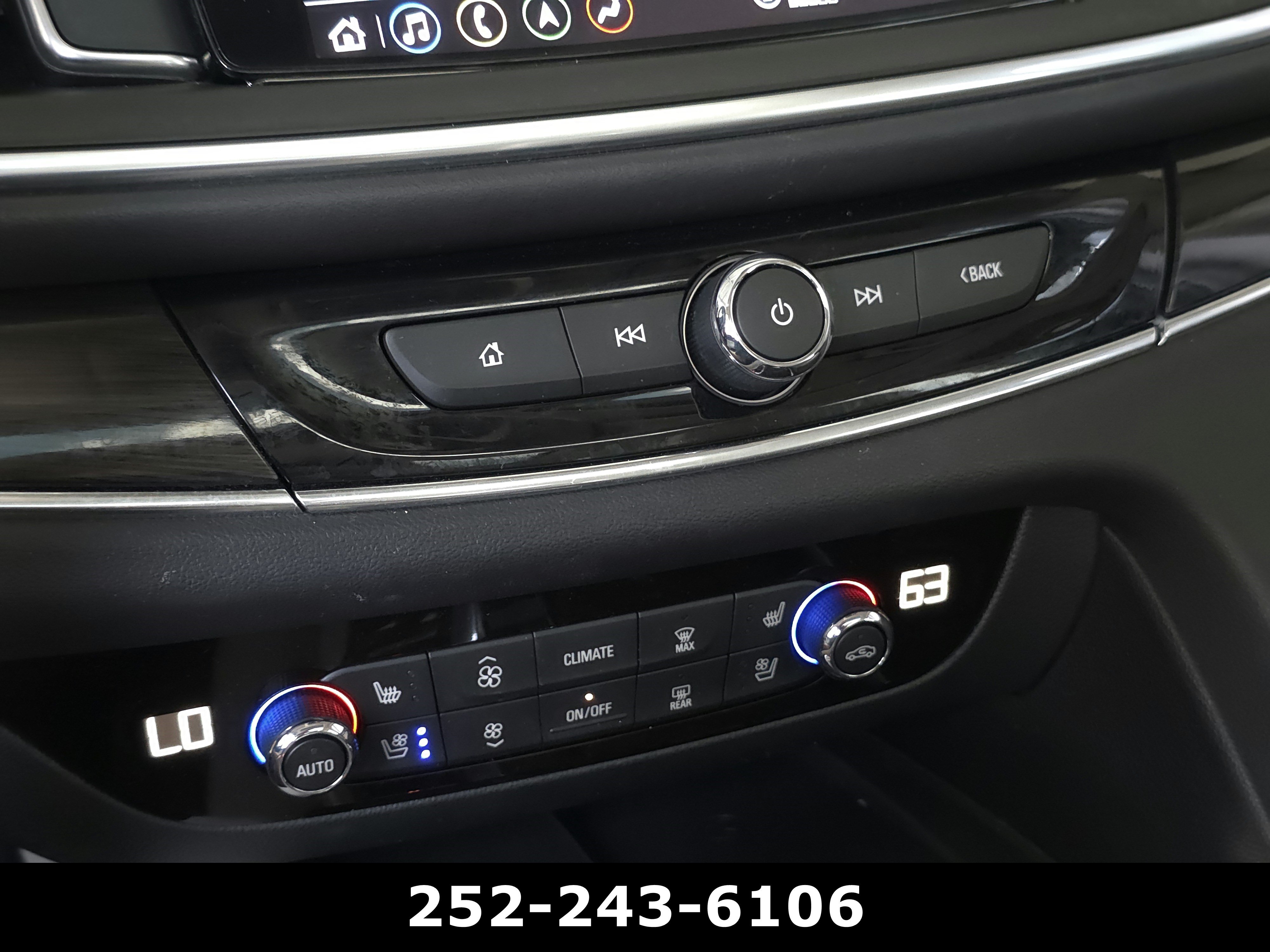 Used 2023 Buick Enclave Premium w/ Experience Buick Package FWD image 18