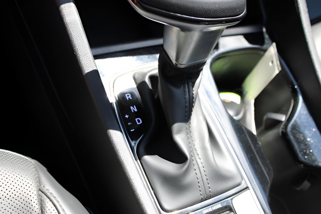 Used 2023 Hyundai Santa Cruz Limited AWD/4WD image 18