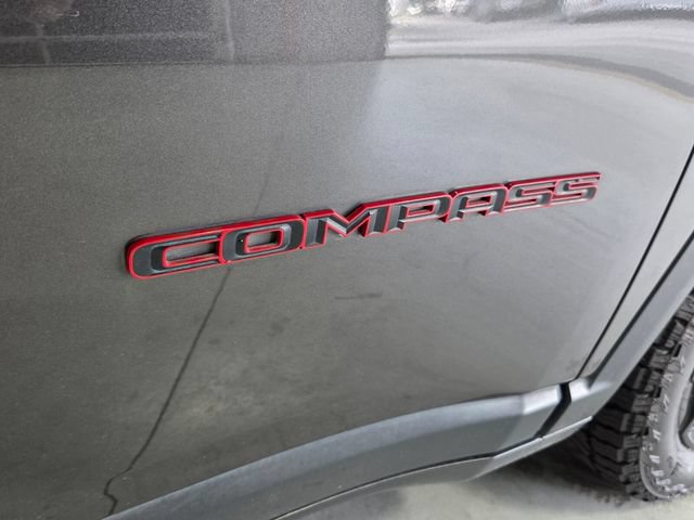 Used 2023 Jeep Compass Trailhawk w/ Trailhawk Elite Group AWD/4WD image 17
