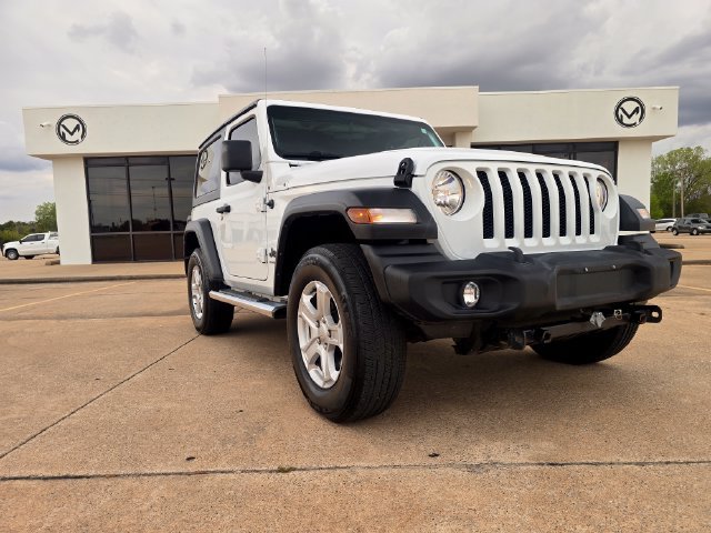 Used 2023 Jeep Wrangler Sport AWD/4WD image 2