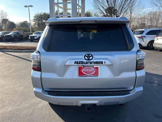 Used 2021 Toyota 4Runner SR5 image 6