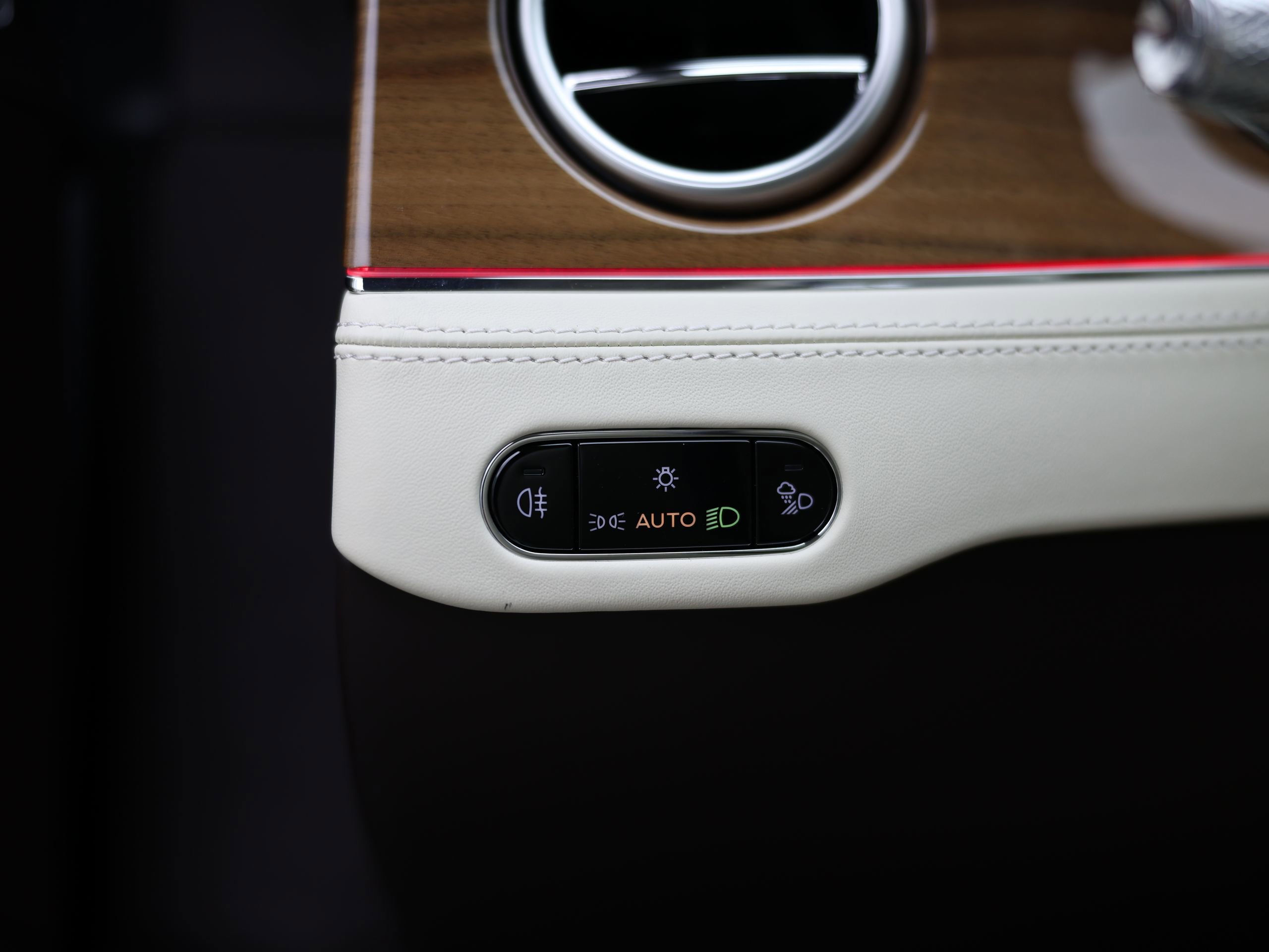 New 2026 Bentley Continental GT AWD/4WD image 31