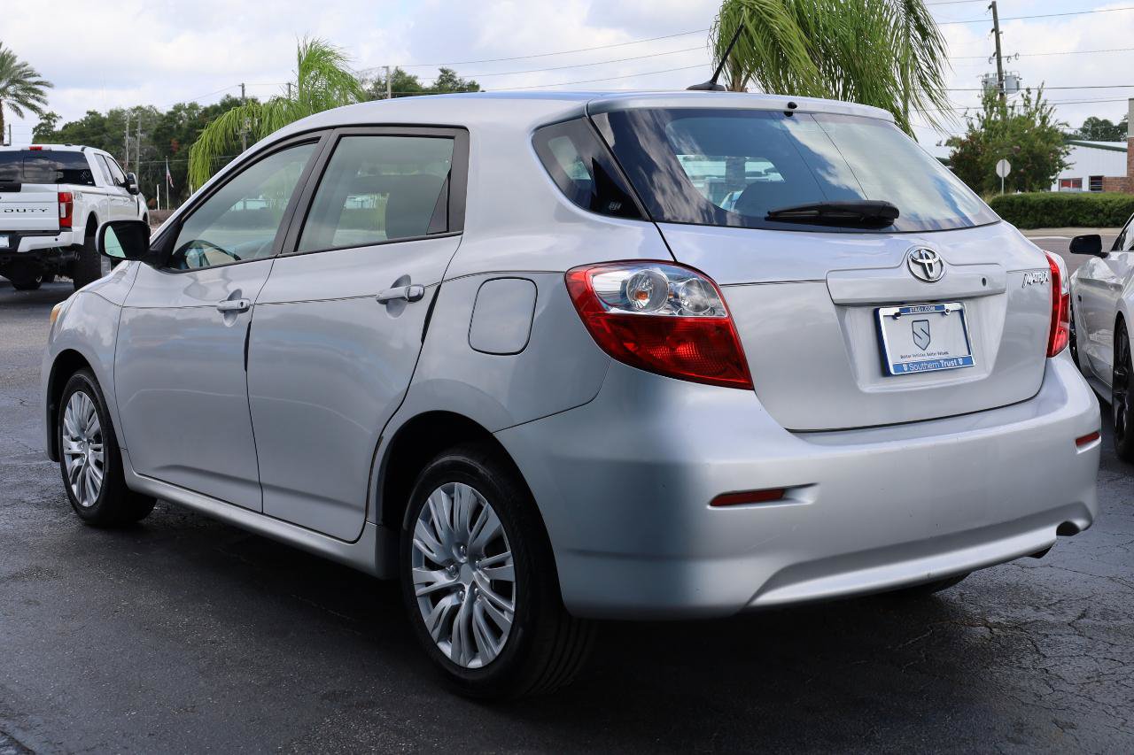 Used 2011 Toyota Matrix FWD image 3