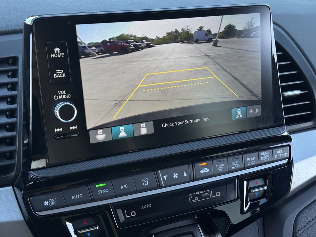 Used 2025 Honda Odyssey Sport-L image 18