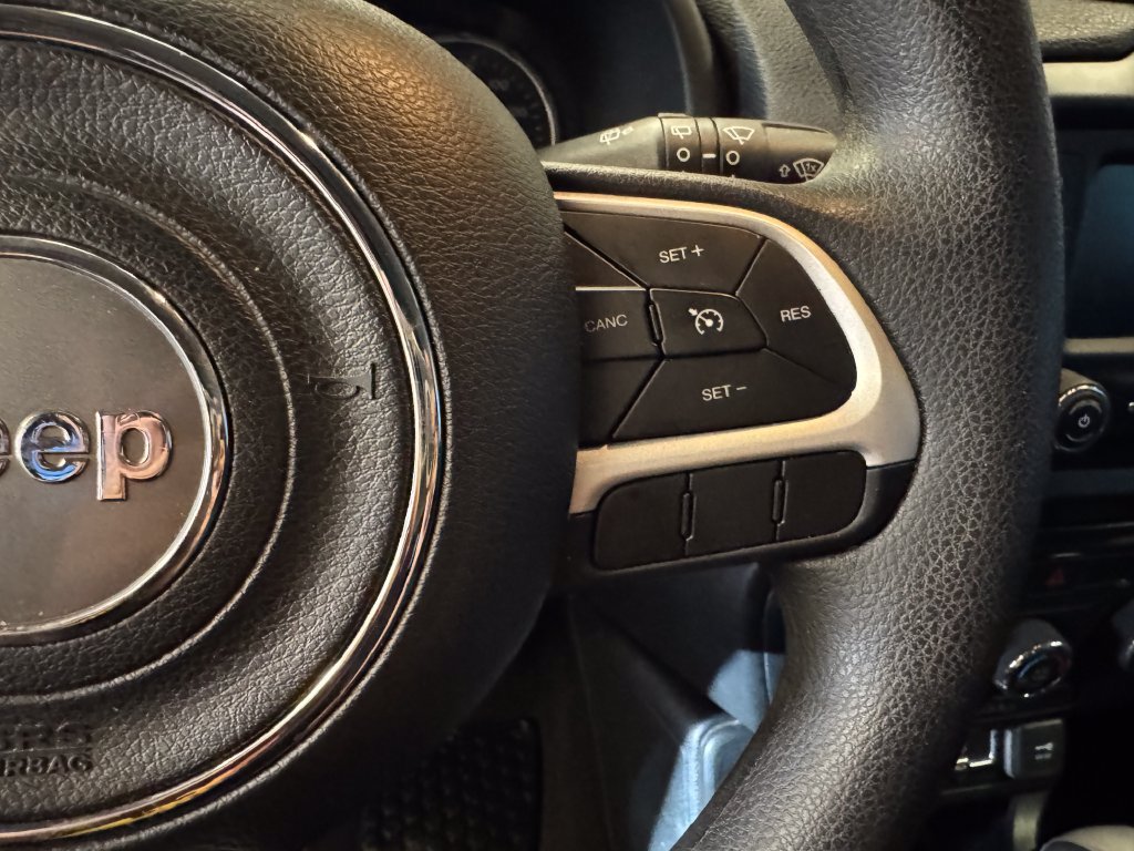 Used 2020 Jeep Renegade Sport AWD/4WD image 11