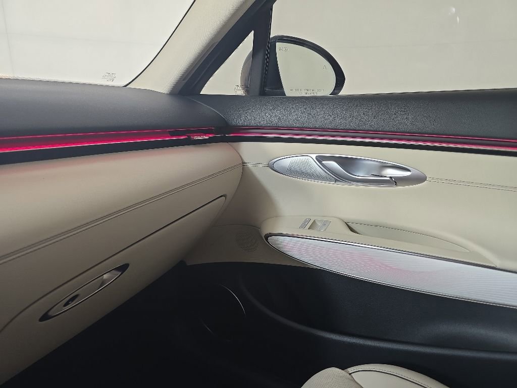 New 2026 Genesis GV70 2.5T Advanced AWD/4WD image 25