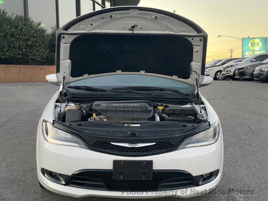 Used 2016 Chrysler 200 S w/ Comfort Group image 14