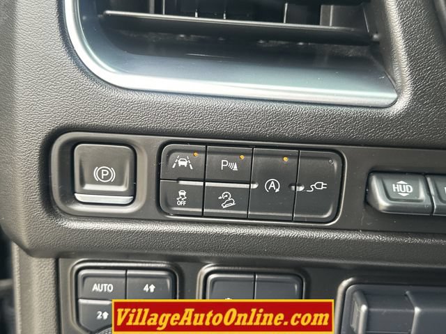 Used 2021 Chevrolet Suburban High Country w/ Premium Package AWD/4WD image 35