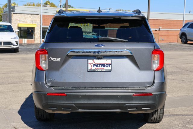 Used 2022 Ford Explorer XLT image 4