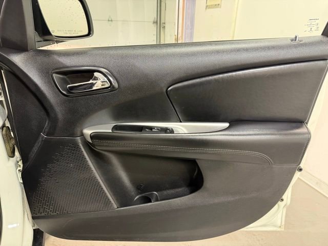 Used 2018 Dodge Journey SE w/ Popular Equipment Group FWD image 26