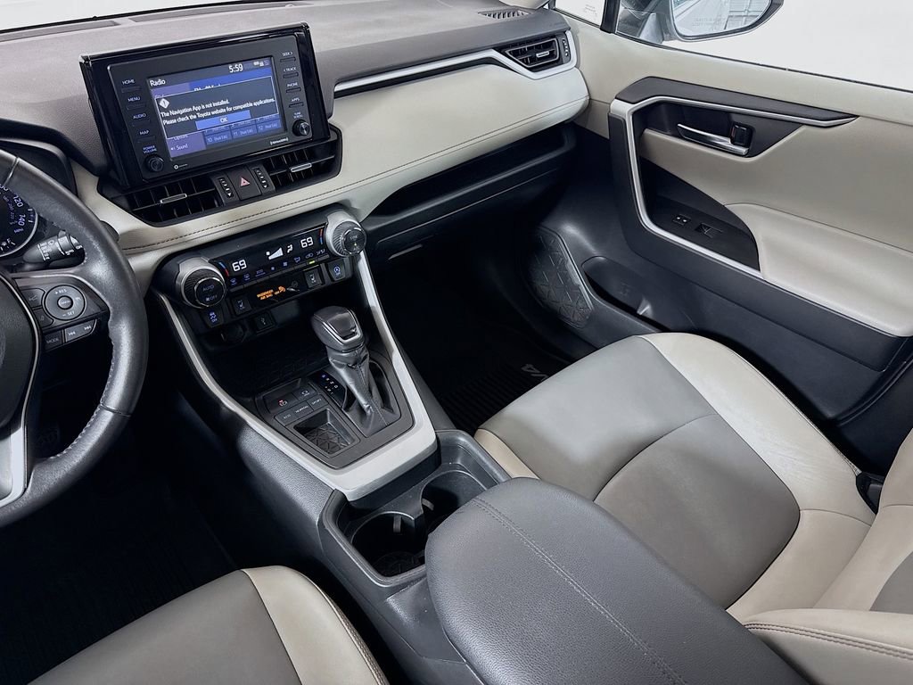 Certified 2020 Toyota RAV4 XLE Premium image 23