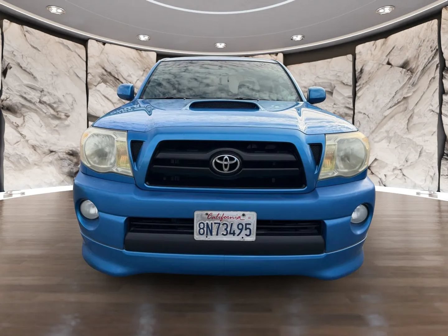 Used 2008 Toyota Tacoma X-Runner RWD image 2