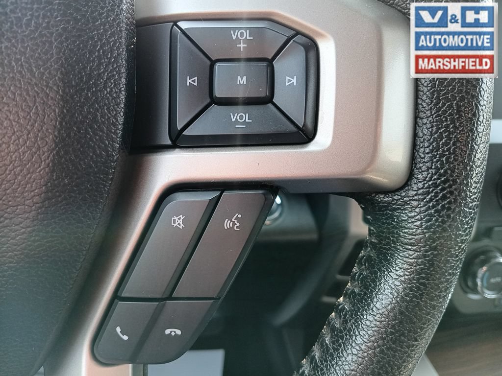 Used 2016 Ford F150 Lariat AWD/4WD image 12