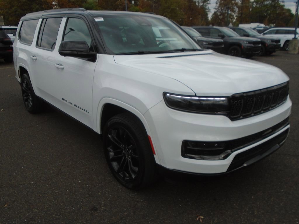 Used 2024 Jeep Grand Wagoneer L Series II w/ Quick Order Packagew 28T image 2