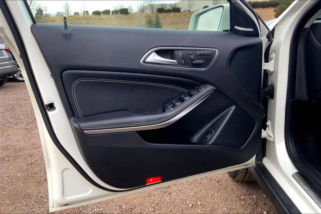 Used 2015 Mercedes-Benz GLA 250 4MATIC image 26