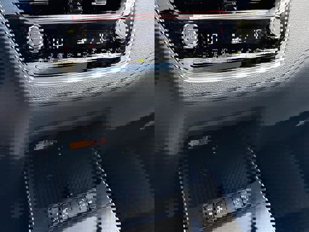 New 2026 Toyota Corolla Cross XLE image 15