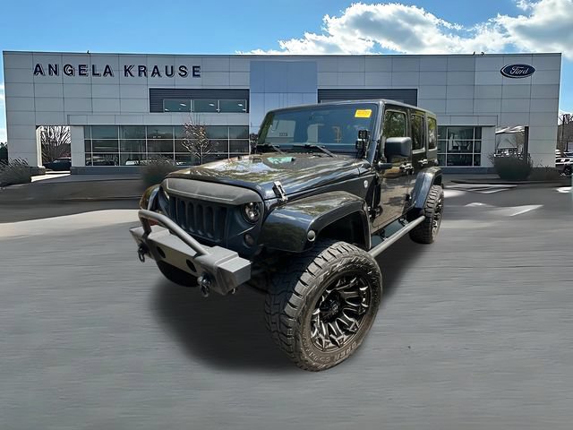 Used 2017 Jeep Wrangler Unlimited Sahara AWD/4WD image 3