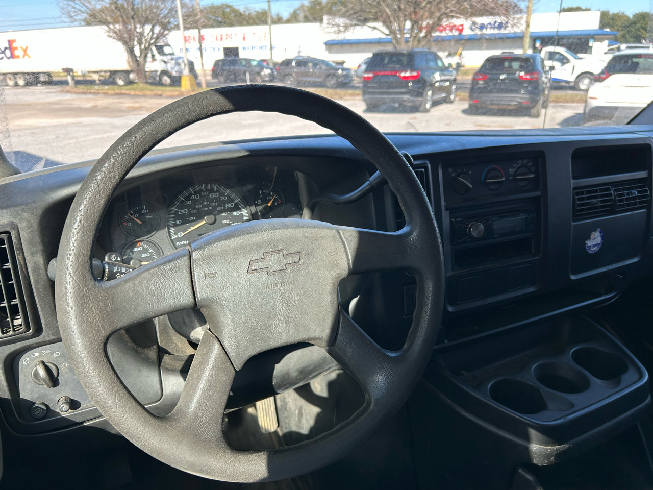 Used 2005 Chevrolet Express 1500 image 27