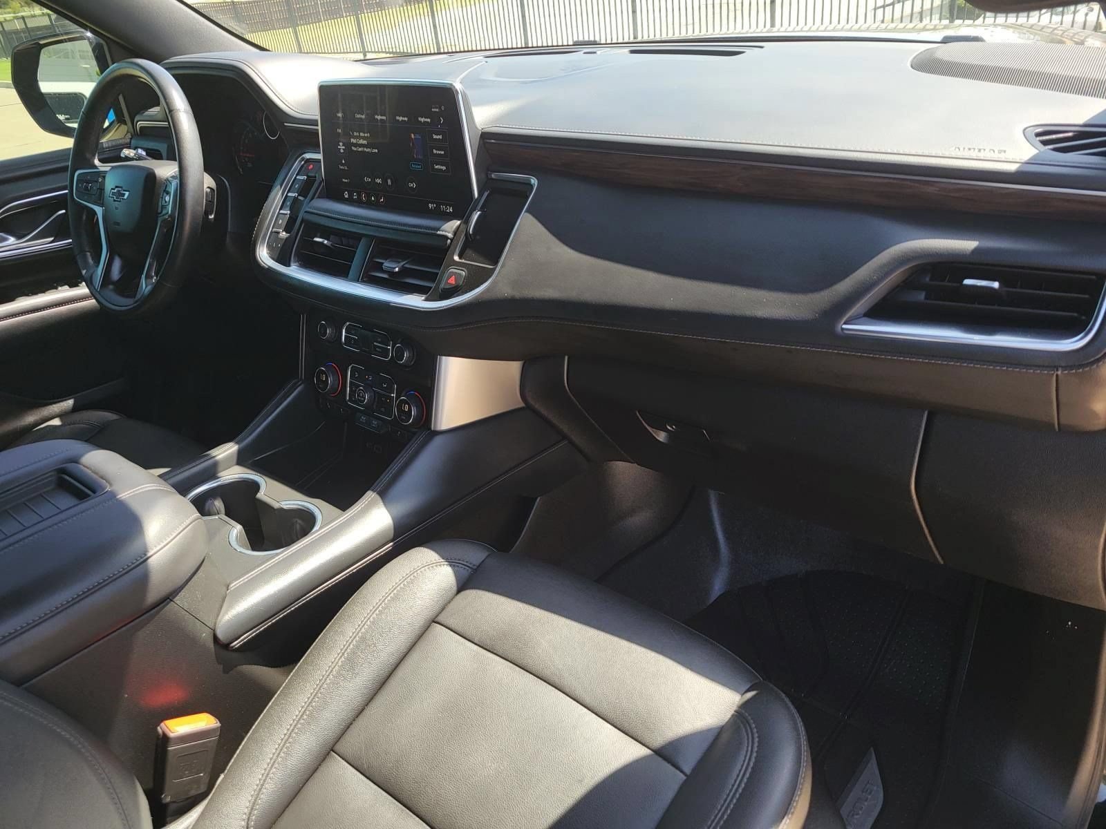 Used 2021 Chevrolet Tahoe Z71 w/ Rear Media and Nav Package AWD/4WD image 13