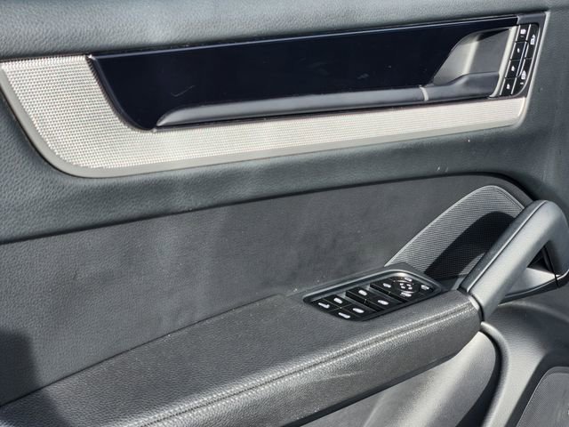 Used 2024 Porsche Cayenne image 10