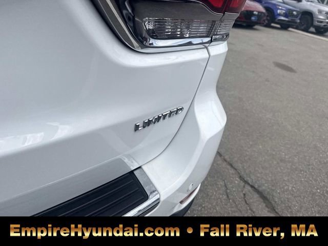 Used 2022 Jeep Grand Cherokee Limited image 9