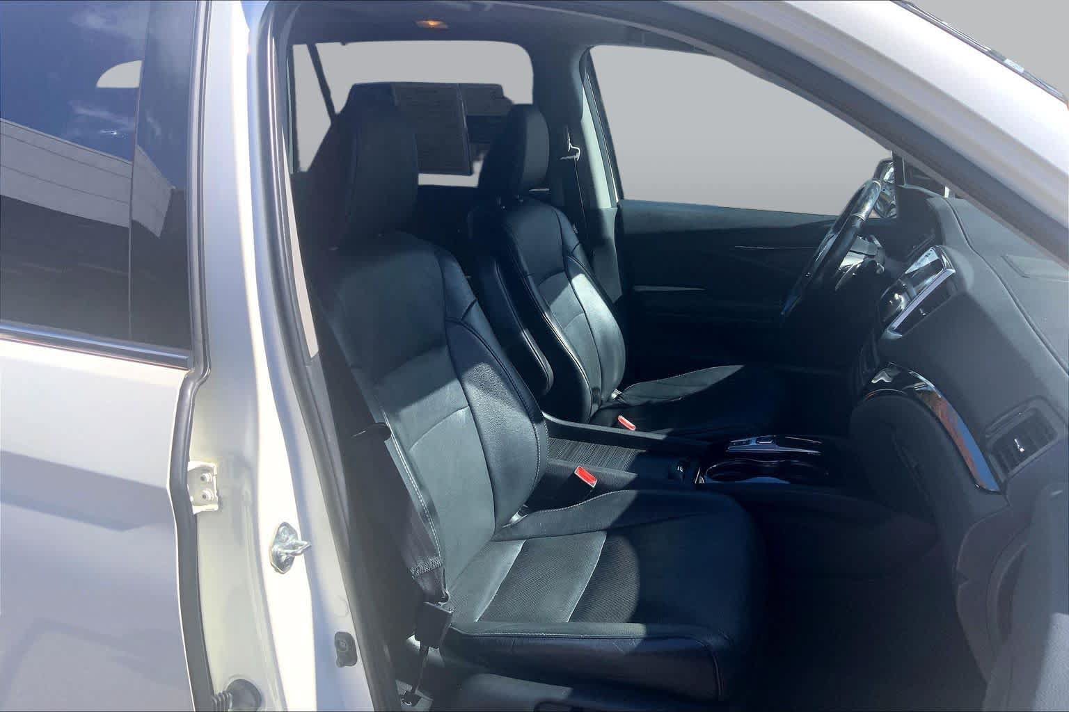 Used 2016 Honda Pilot Elite image 8