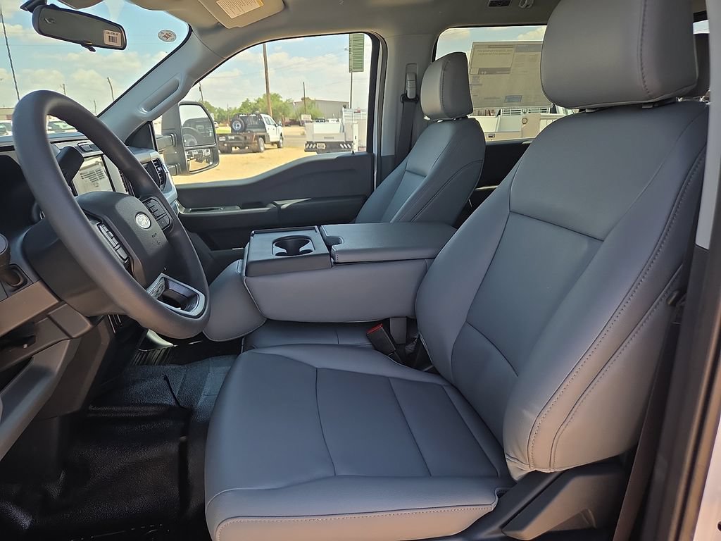 New 2026 Ford F350 XL w/ XL Chrome Package AWD/4WD image 18