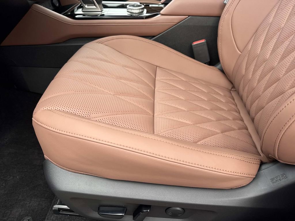 New 2026 Mitsubishi Outlander SEL image 25