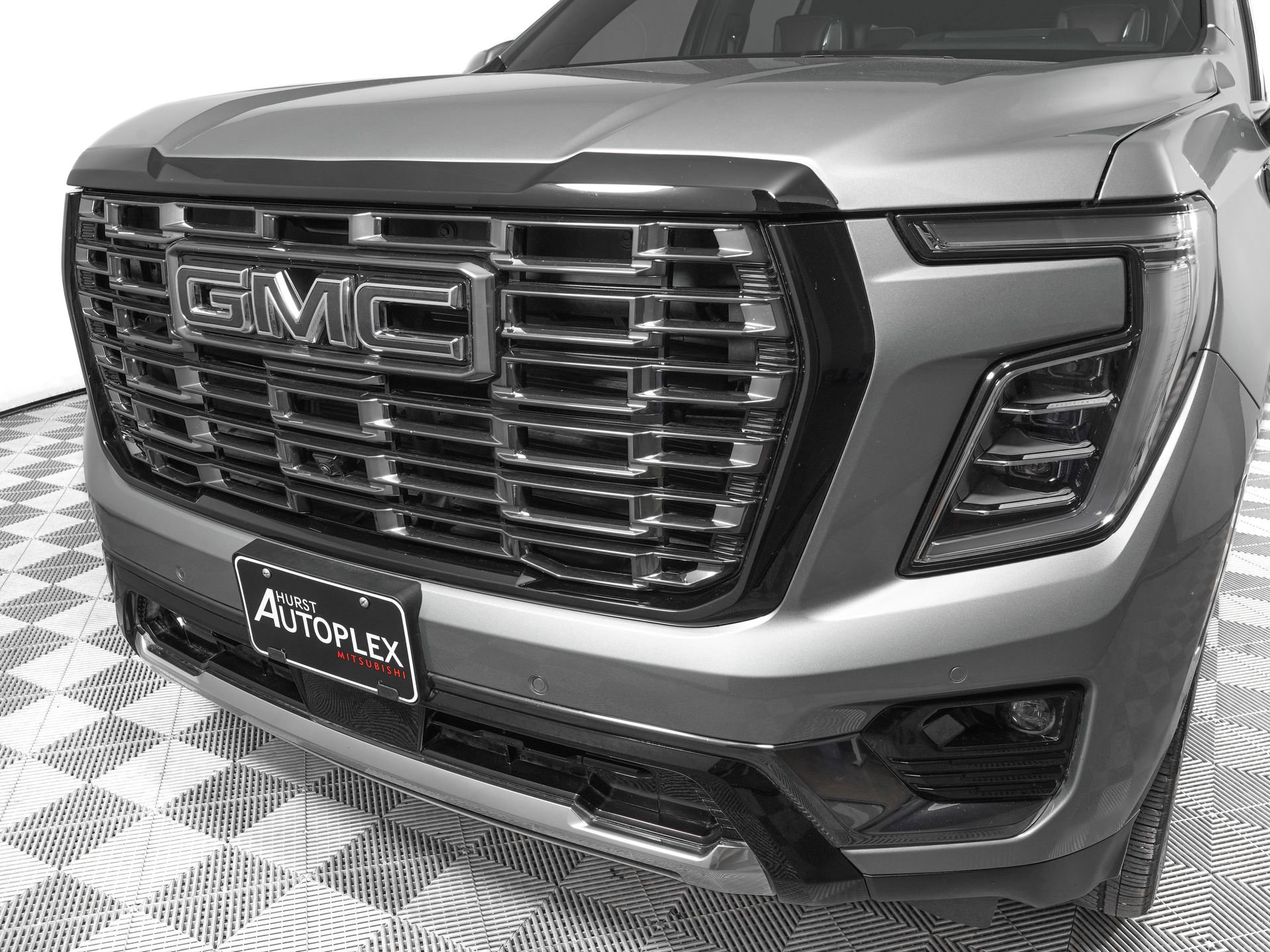Used 2025 GMC Yukon Denali Ultimate w/ LPO, Floor Liner Package AWD/4WD image 31