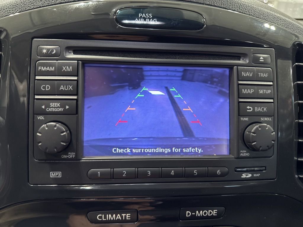 Used 2013 Nissan Juke SL image 18