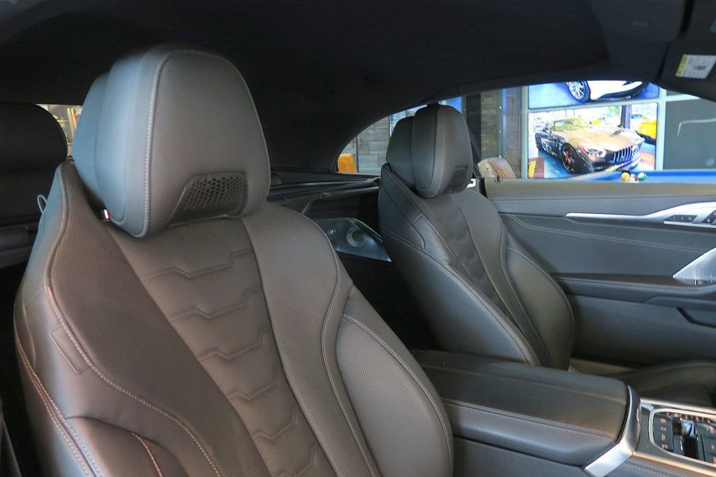 Used 2022 BMW M850i xDrive M850i xDrive Convertible image 30