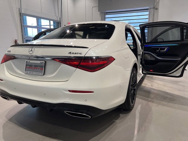 Used 2022 Mercedes-Benz S 580 4MATIC Sedan image 16
