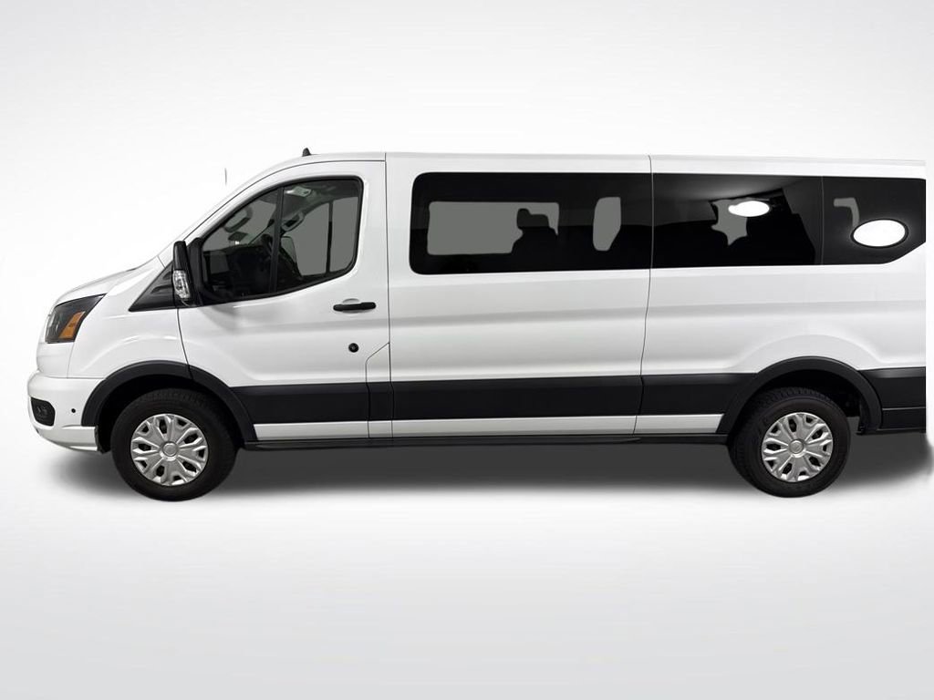 Used 2024 Ford Transit 350 XLT image 6