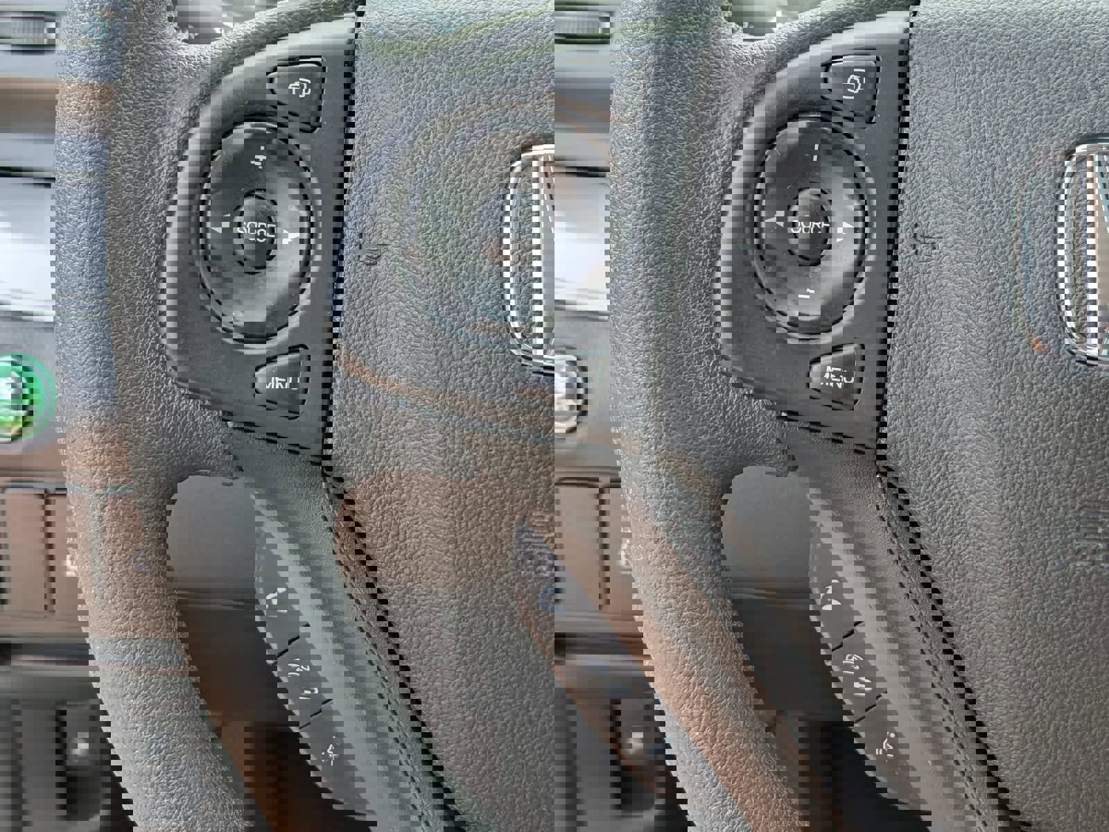 Used 2015 Honda CR-V LX image 18