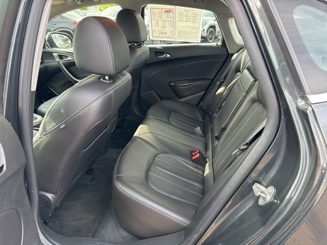 Used 2016 Buick Verano Leather FWD image 18