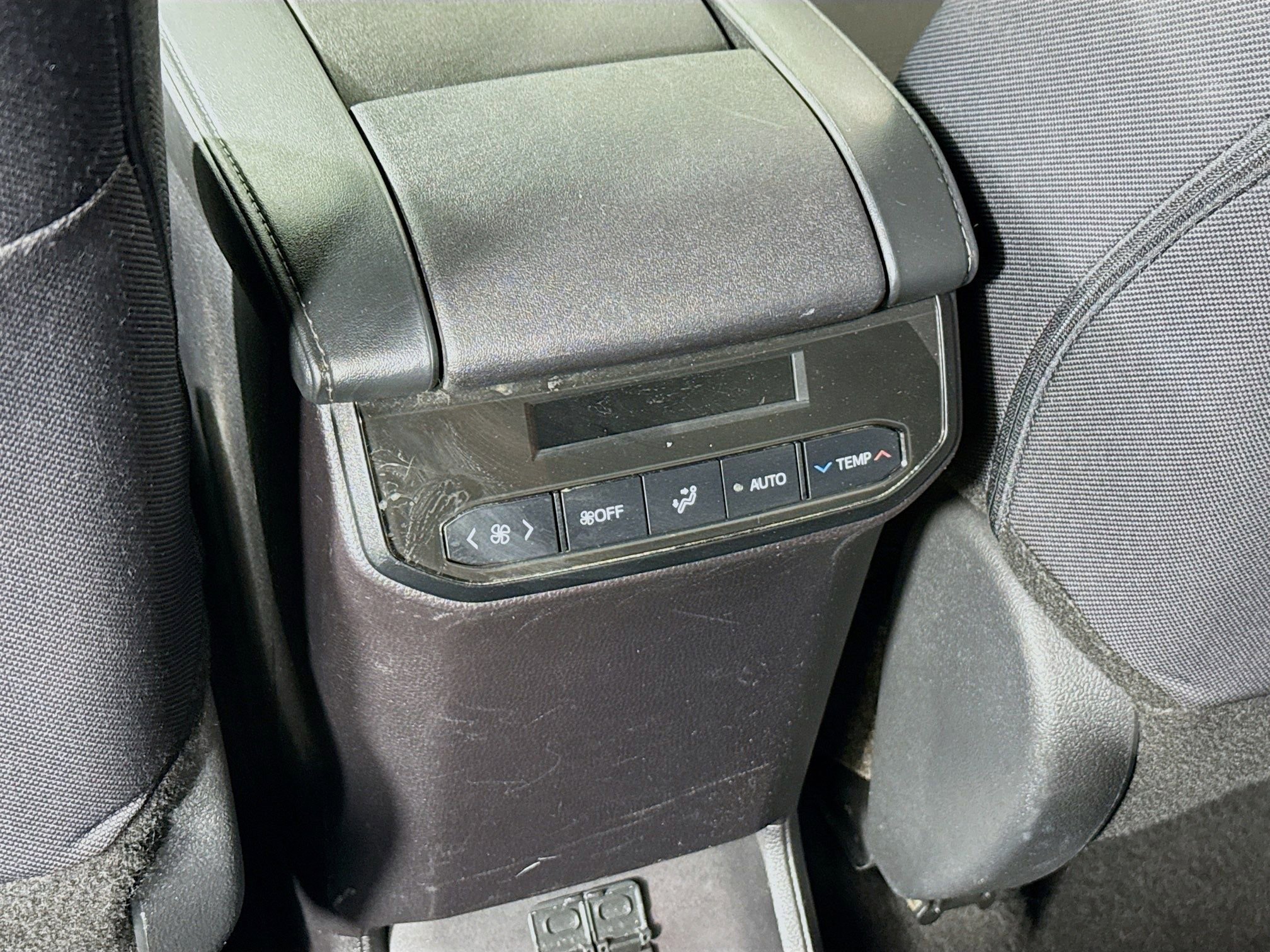 Certified 2024 Toyota Highlander LE image 20