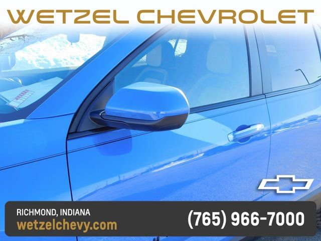 New 2026 Chevrolet Equinox ACTIV w/ Convenience Package III AWD/4WD image 11