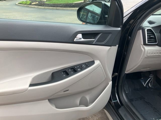 Used 2019 Hyundai Tucson Sport image 9