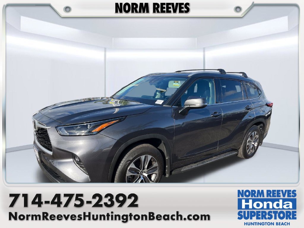 Used 2022 Toyota Highlander XLE