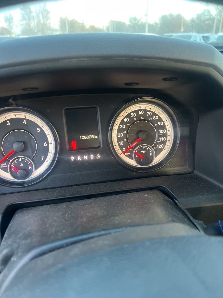 Used 2014 RAM 1500 Express image 10