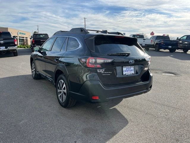 Used 2023 Subaru Outback Premium AWD/4WD image 9