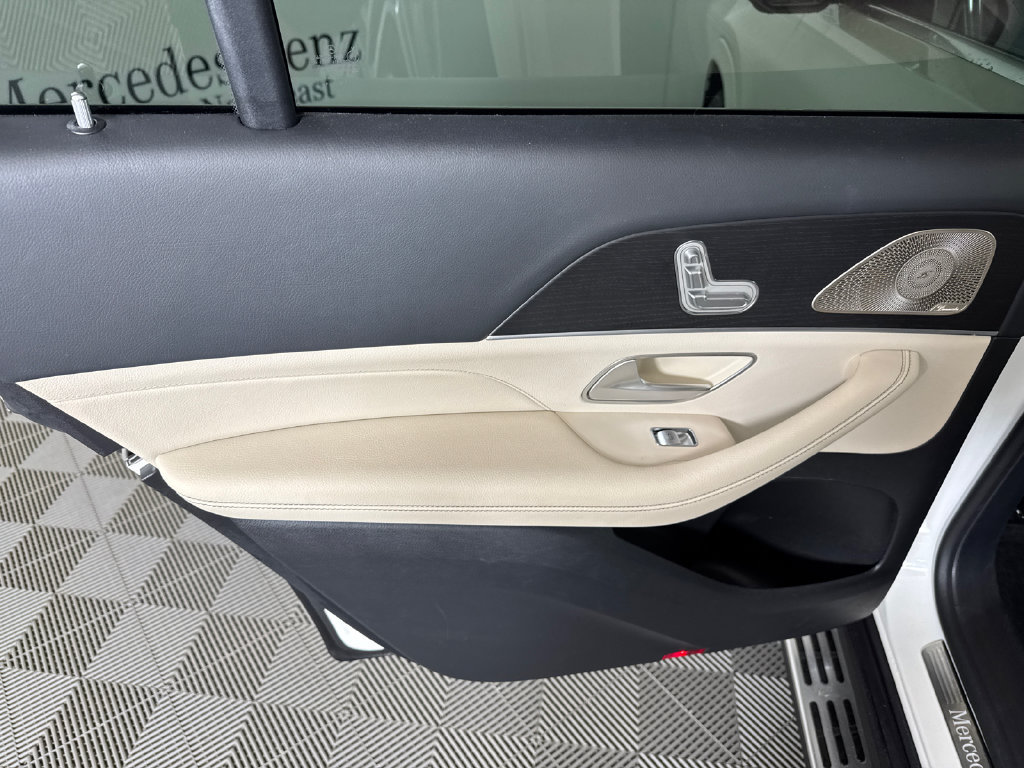 Certified 2024 Mercedes-Benz GLS 450 4MATIC image 23