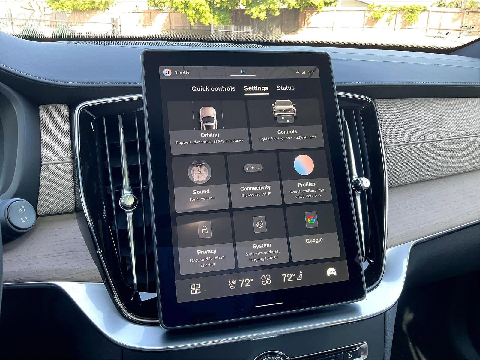 New 2026 Volvo XC90 T8 Plus w/ Protection Package Premier image 22