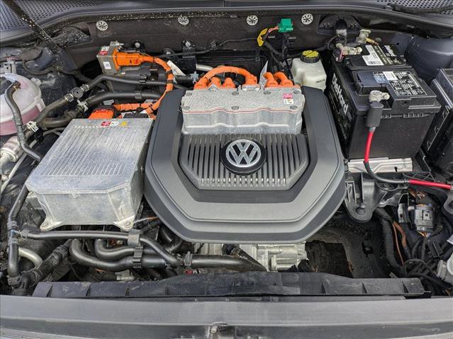 Used 2016 Volkswagen e-Golf SE w/ DC Fast Charging Package FWD image 18