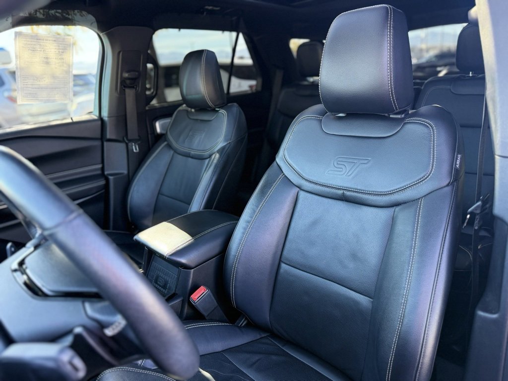 Used 2023 Ford Explorer ST w/ Equipment Group 401A image 11